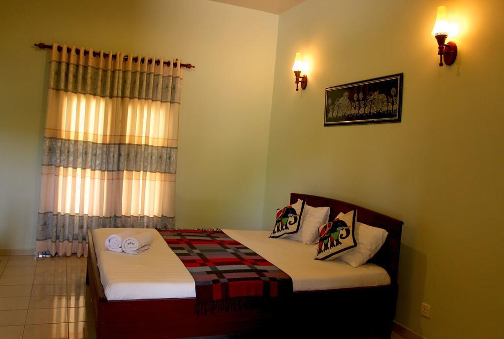 Green Land Guest House Pinnawala  Camera foto