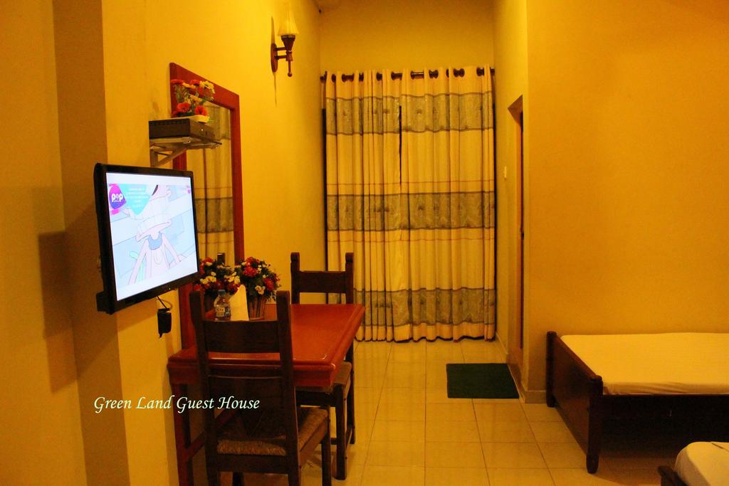 Green Land Guest House Pinnawala  Esterno foto